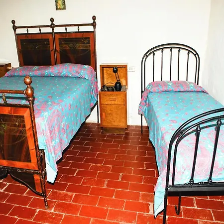 Rustic In With Pool *