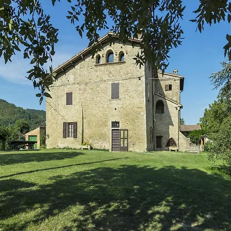 Дом отдыха Rustic In With Pool Modigliana