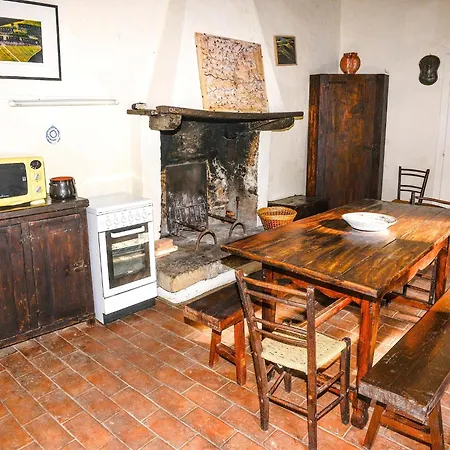 Rustic In With Pool Modigliana