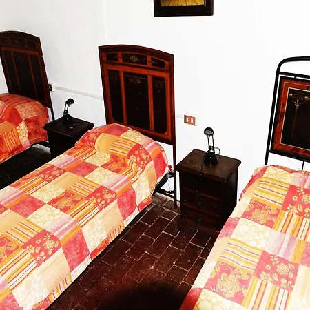 Rustic In With Pool Дом отдыха Modigliana